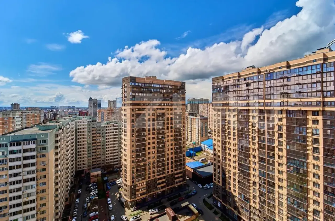 Квартира (3 комнаты), 85 м² — фото 1