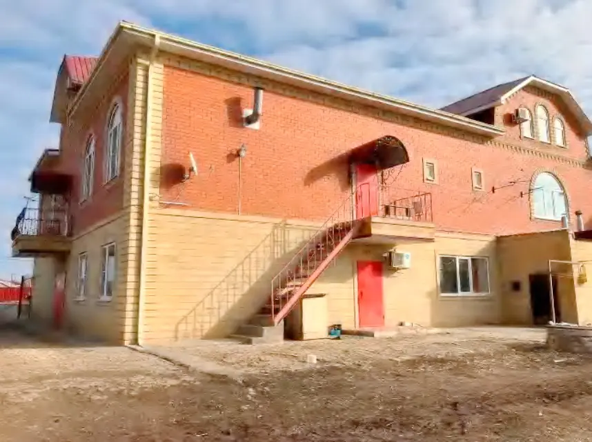 Помещения 1149 м² + Участок 1100 м² (1150/1225 доли) — фото 8