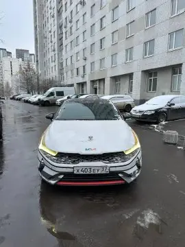Автомобиль KIA K5, 2021