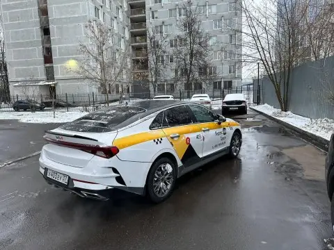 Автомобиль KIA K5, 2021 — фото 4