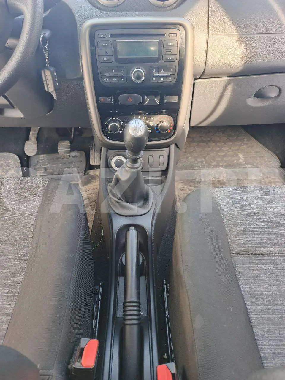 Автомобиль RENAULT DUSTER, 2014 год — фото 12