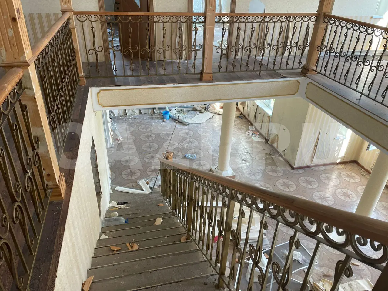Жилой дом (3 этажа) 588 м² + Участок 1310 м² — фото 6
