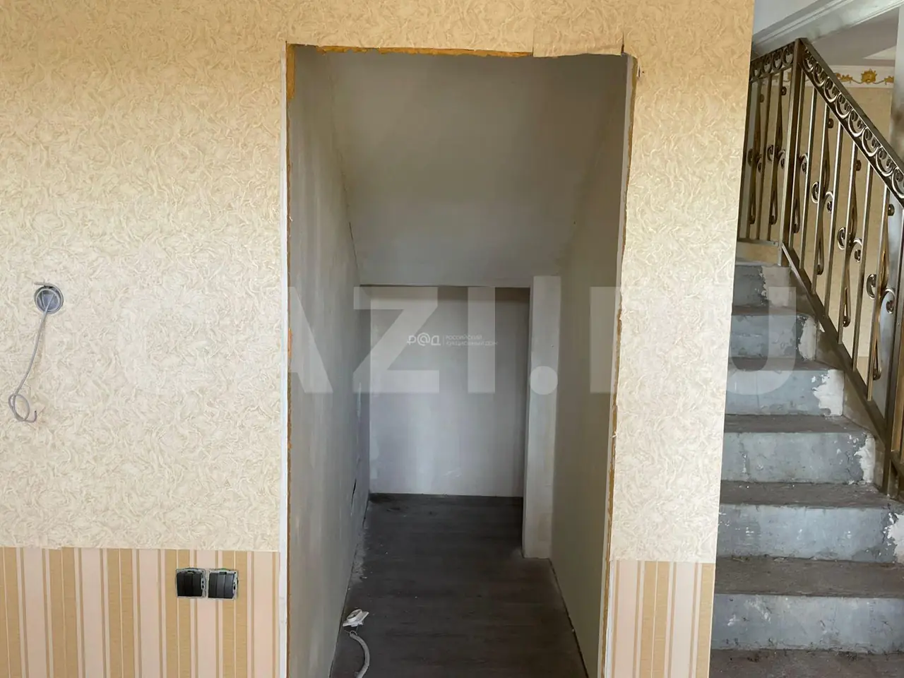 Жилой дом (3 этажа) 588 м² + Участок 1310 м² — фото 12