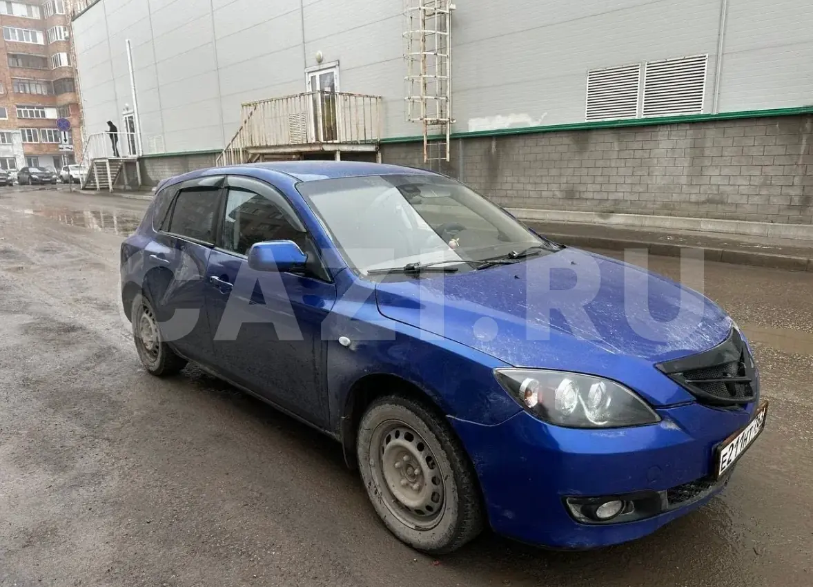 Автомобиль MAZDA 3, 2008 год — фото 1