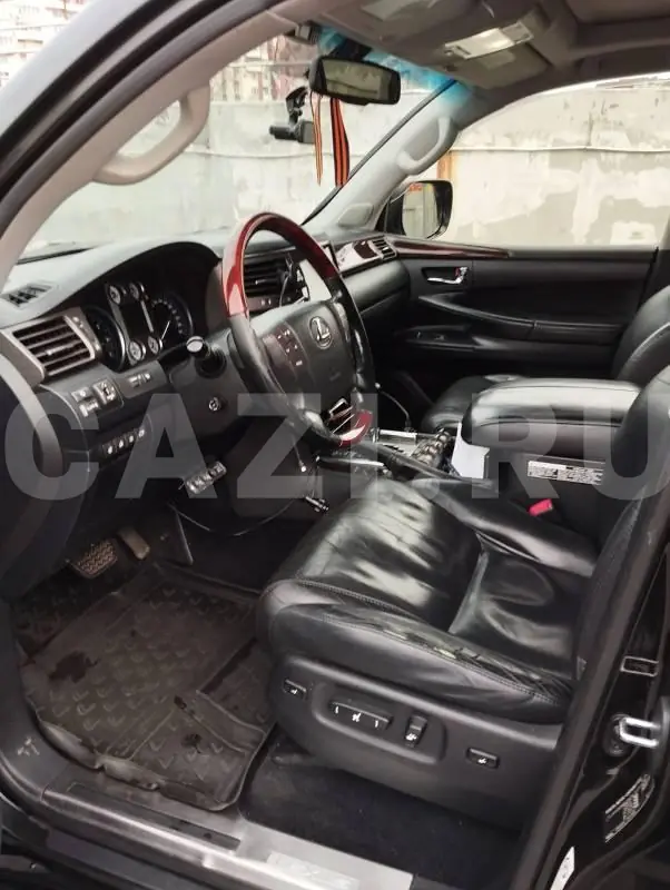 Автомобиль LEXUS LX570, 2011 год — фото 8