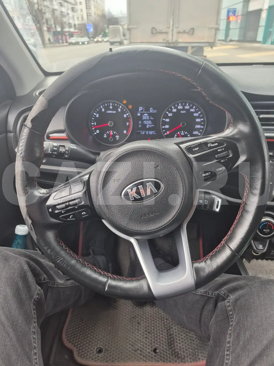 Автомобиль Kia Rio, 2019 год — фото 13