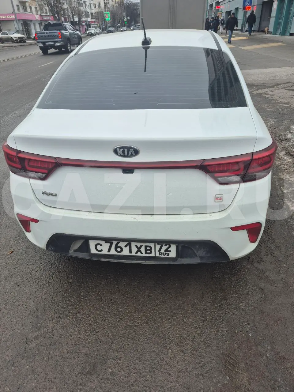 Автомобиль Kia Rio, 2019 год — фото 3