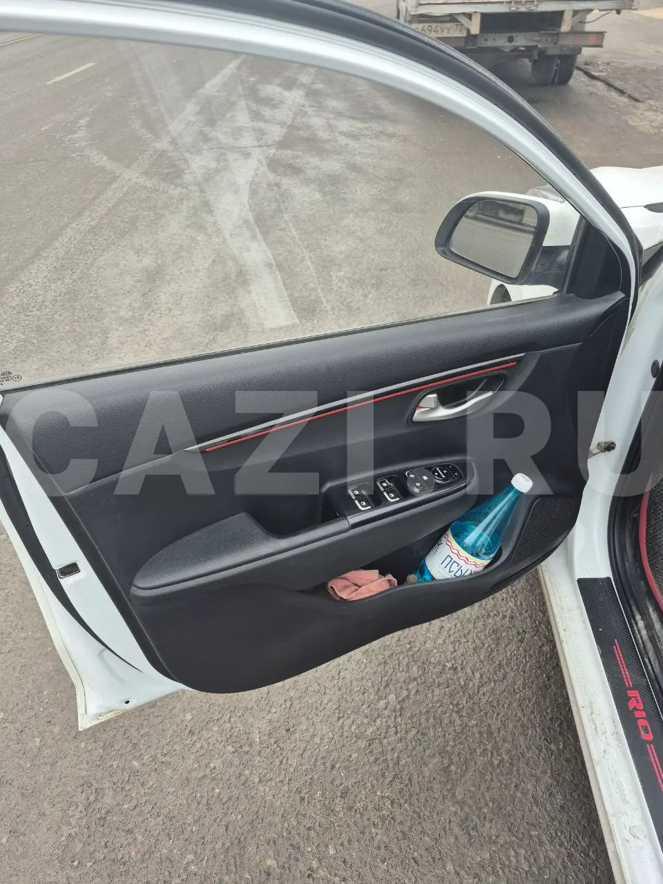 Автомобиль Kia Rio, 2019 год — фото 14