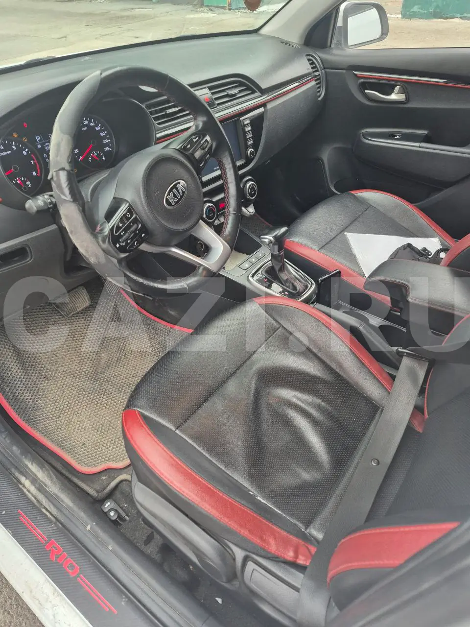 Автомобиль Kia Rio, 2019 год — фото 15