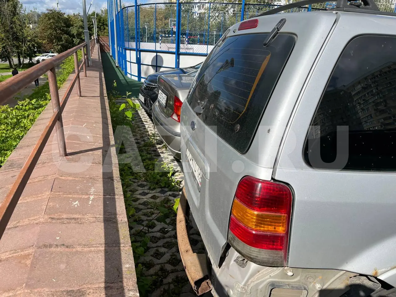 Автомобиль Ford Maverick XLT, 2005 год — фото 3
