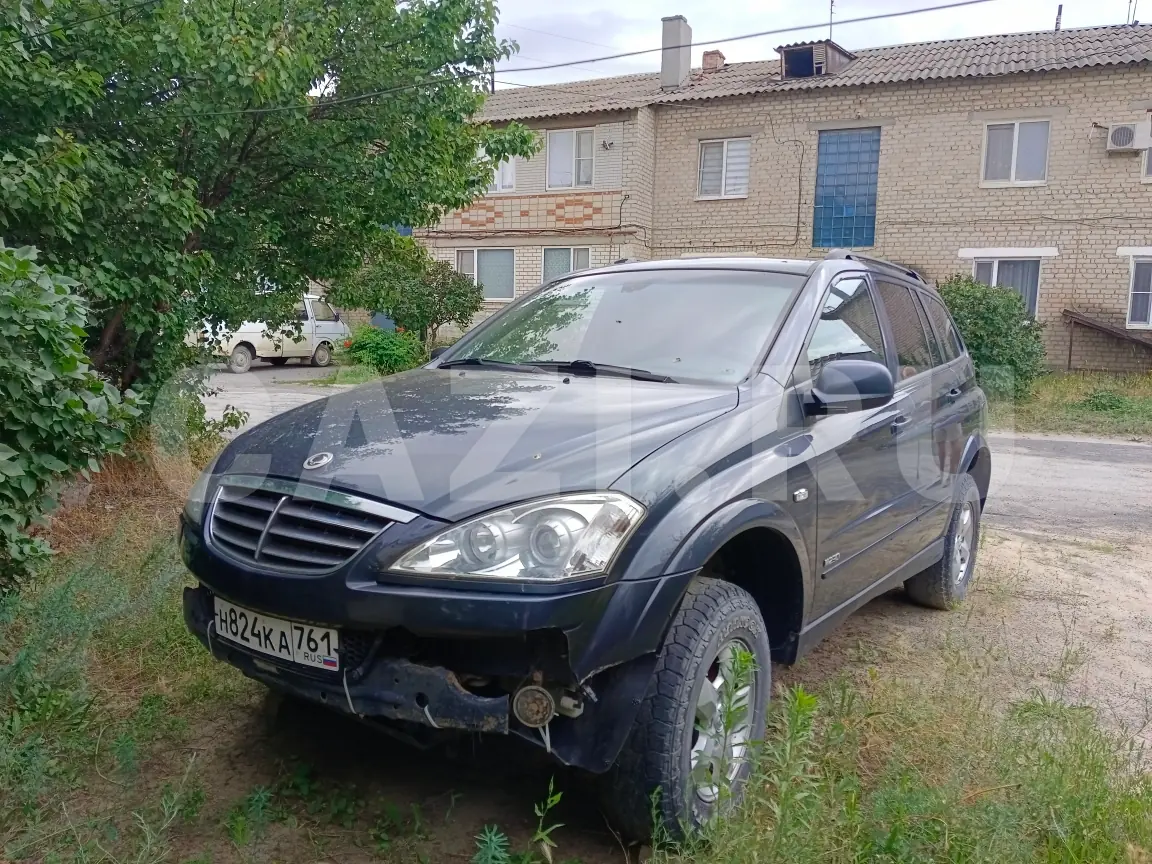Автомобиль SsangYong Kyron II, 2010 год — фото 1