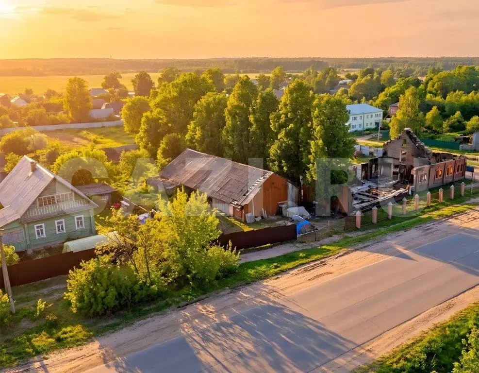 Здание 390 м² + Участок 800 м² — фото 1