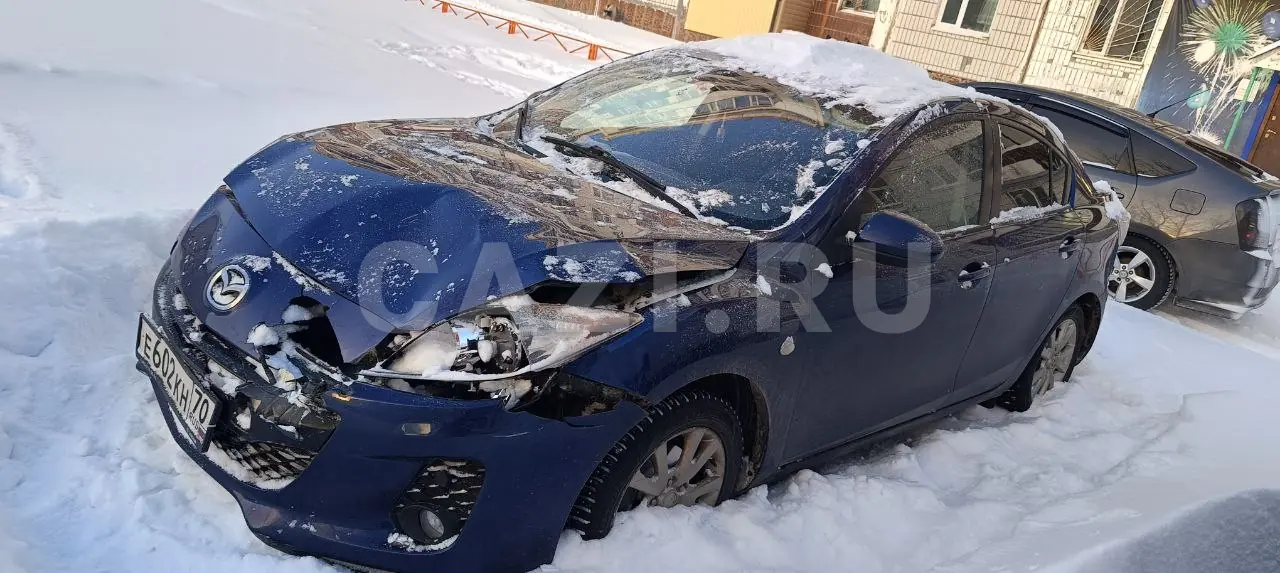 Автомобиль Mazda 3, 2013 год — фото 4