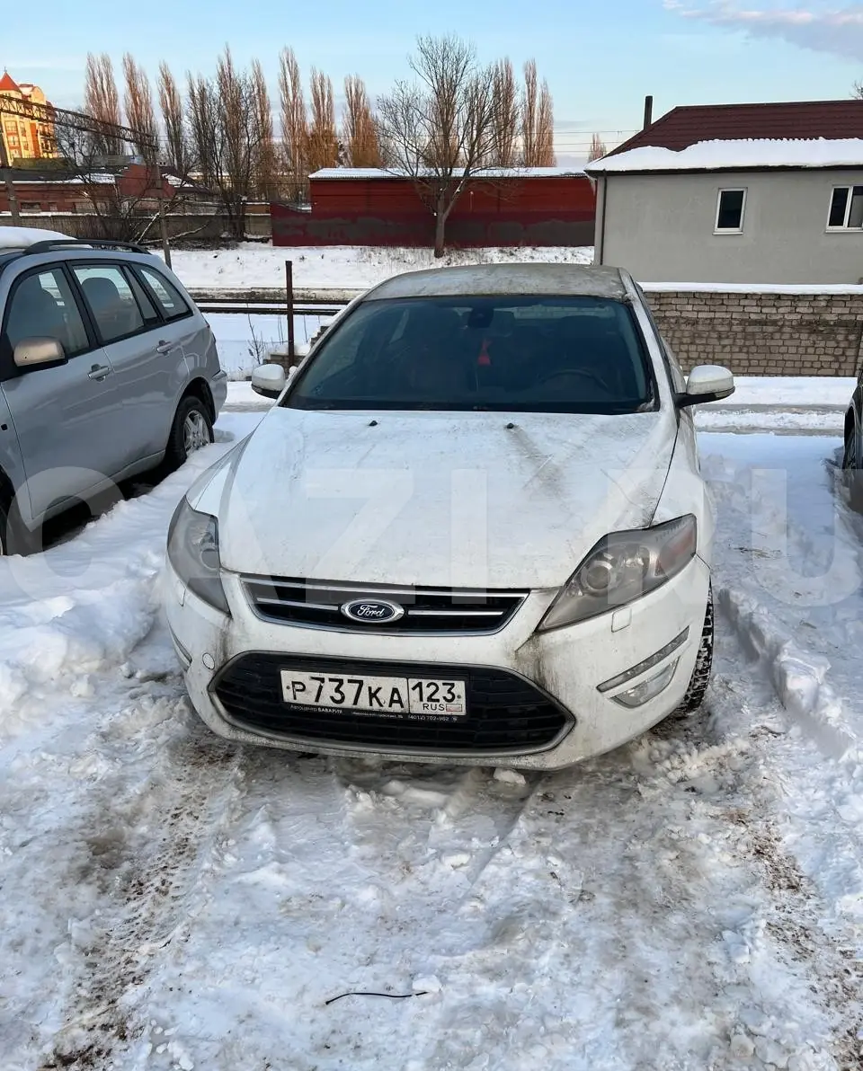 Автомобиль Ford Mondeo, 2012 год — фото 1