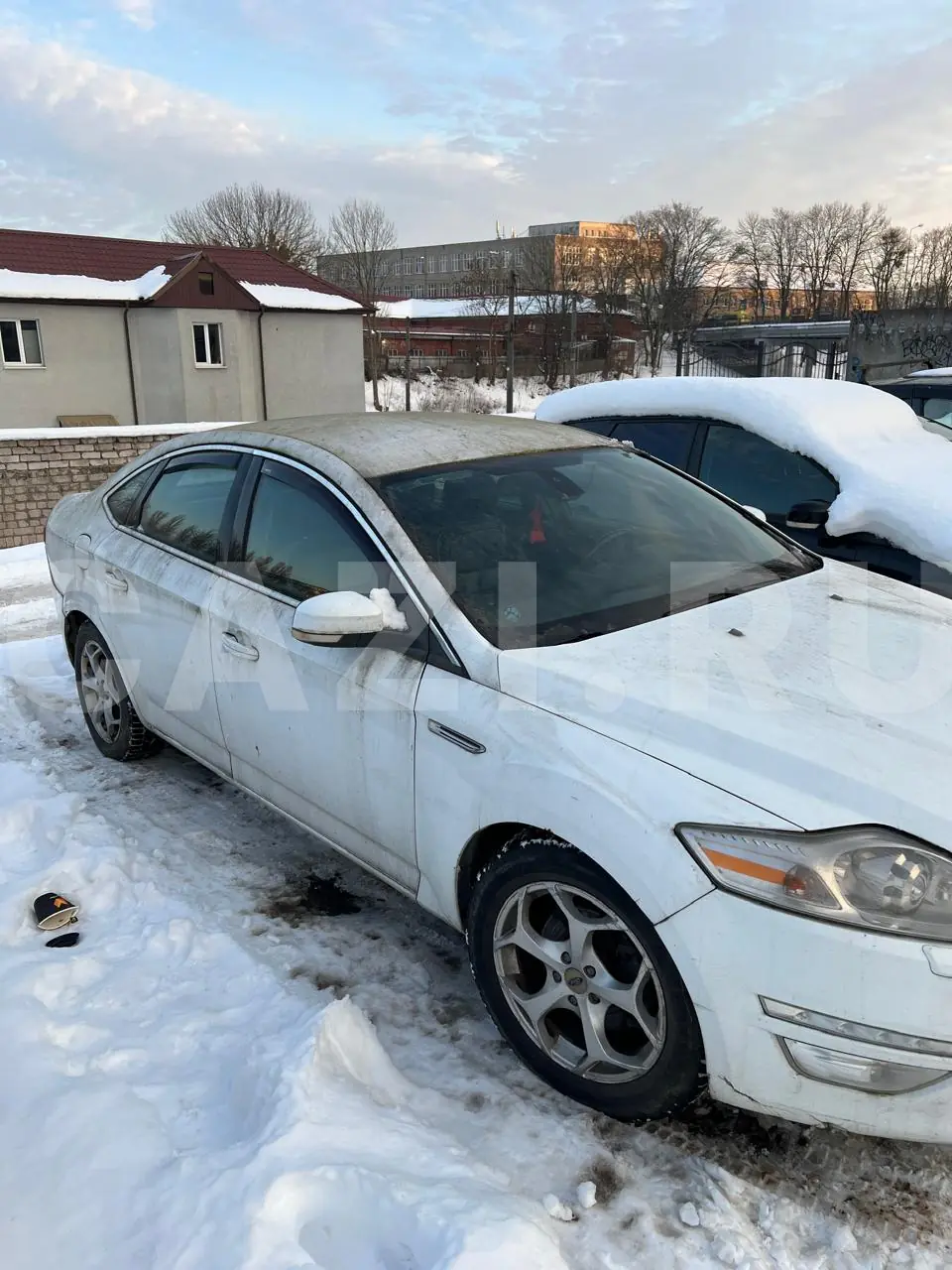 Автомобиль Ford Mondeo, 2012 год — фото 2