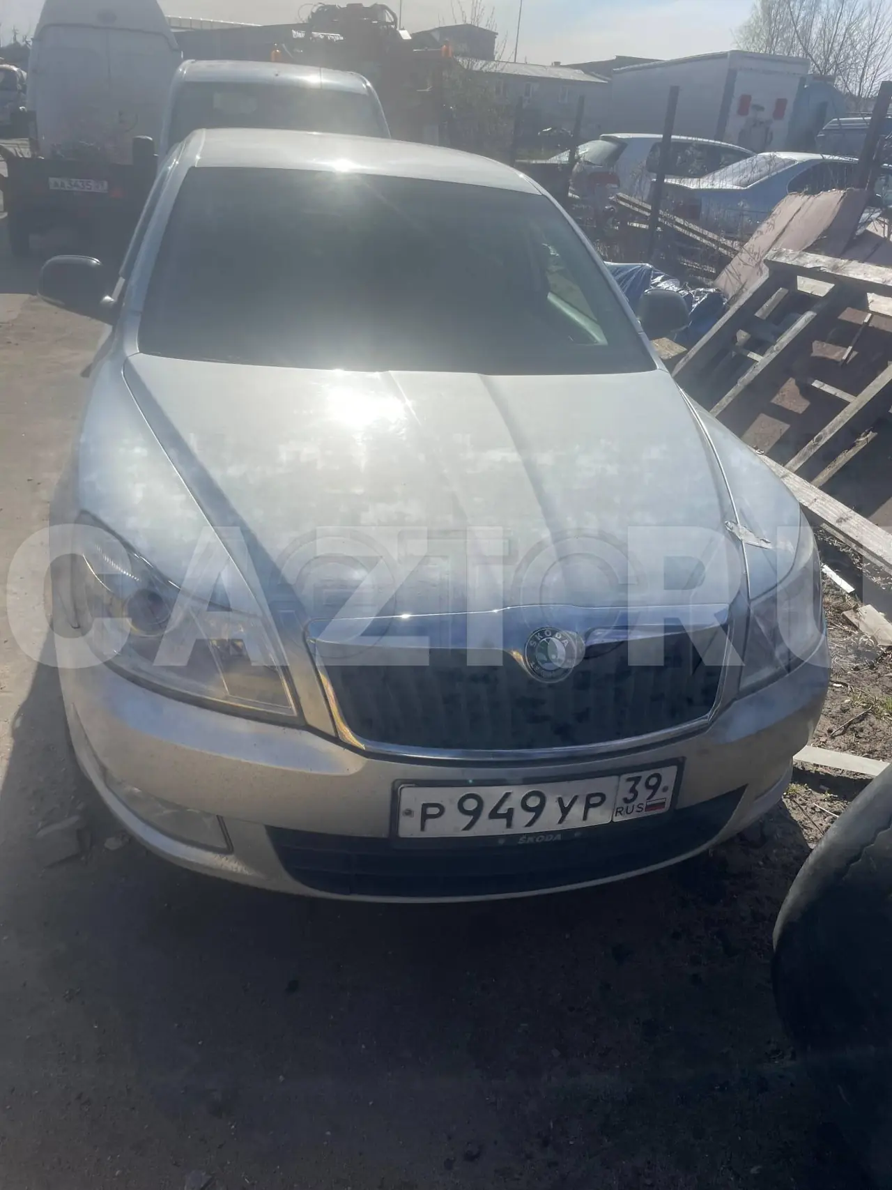 Автомобиль Skoda Octavia, 2009 год — фото 3