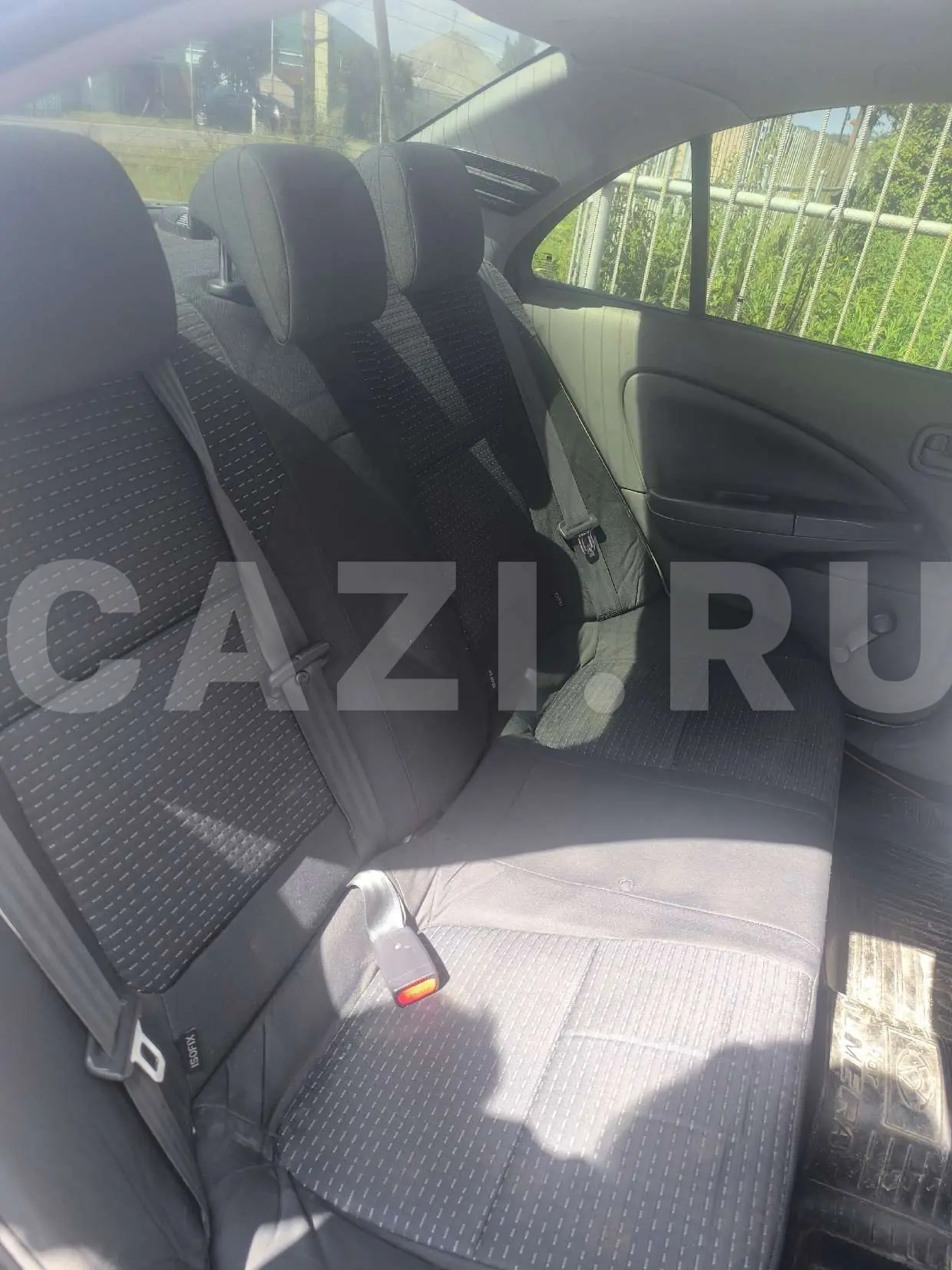 Автомобиль Nissan Almera Classic, 2008 год — фото 10