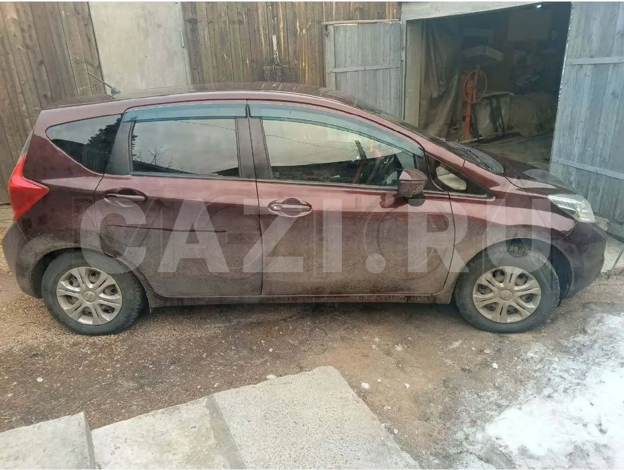 Автомобиль Nissan Note, 2016 год — фото 2