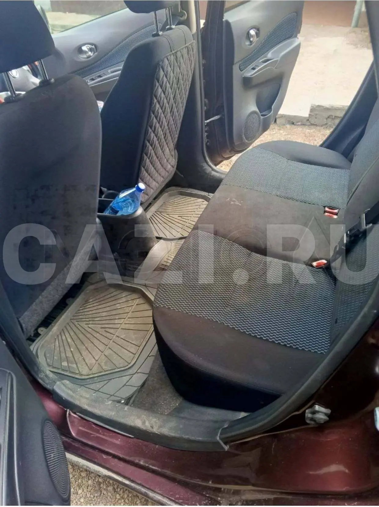 Автомобиль Nissan Note, 2016 год — фото 8