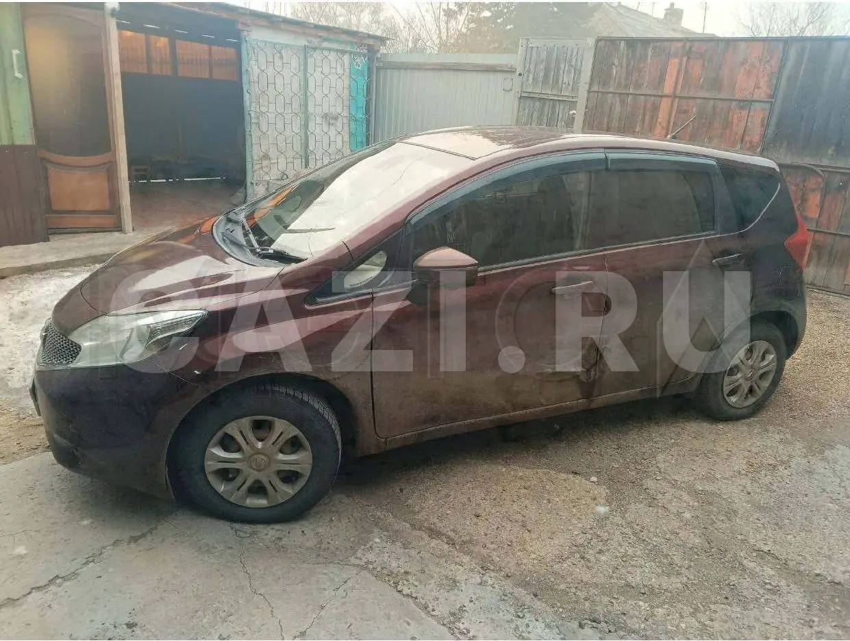 Автомобиль Nissan Note, 2016 год — фото 1