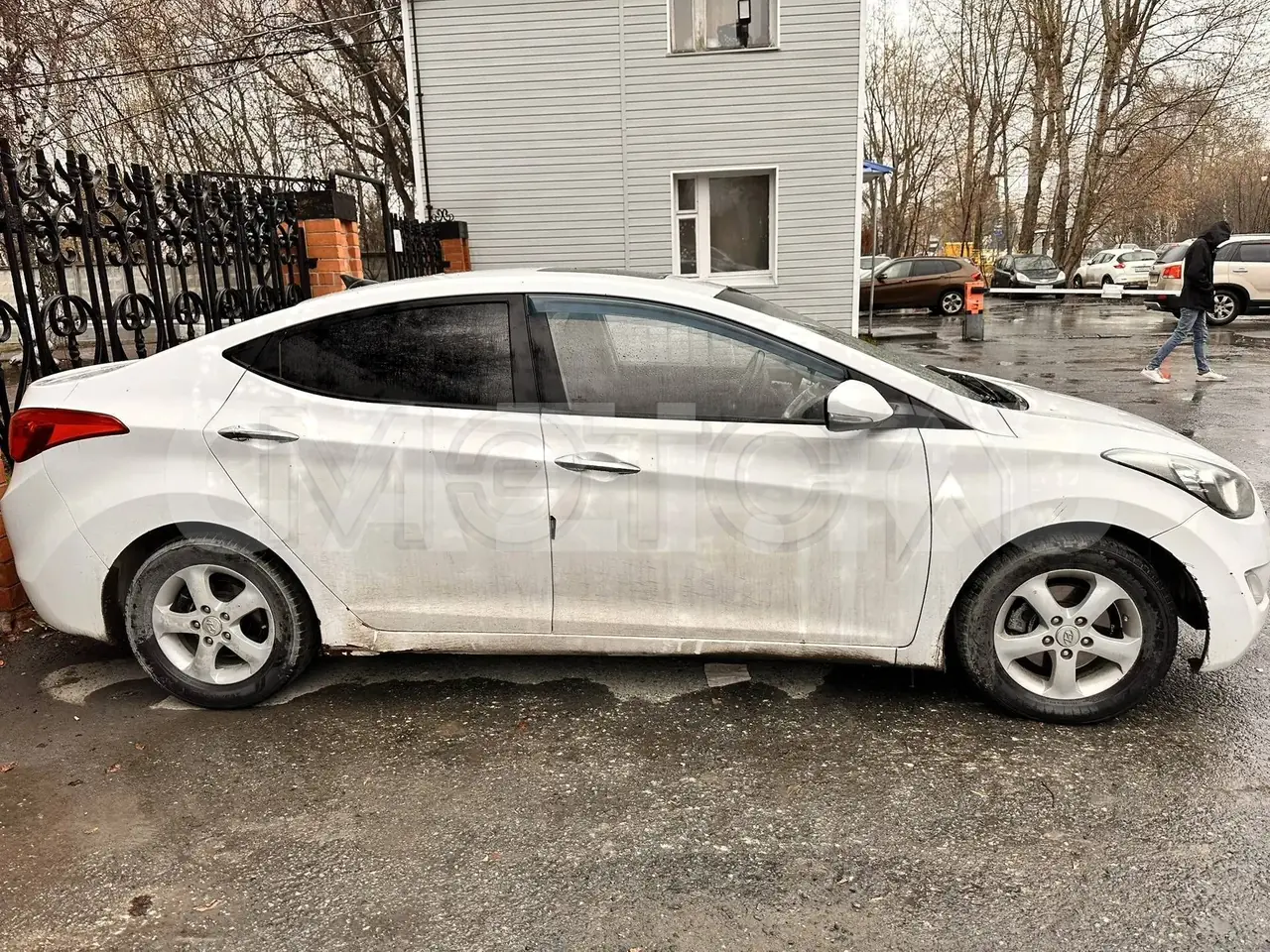 Автомобиль Hyundai Avante, 2011 год — фото 11