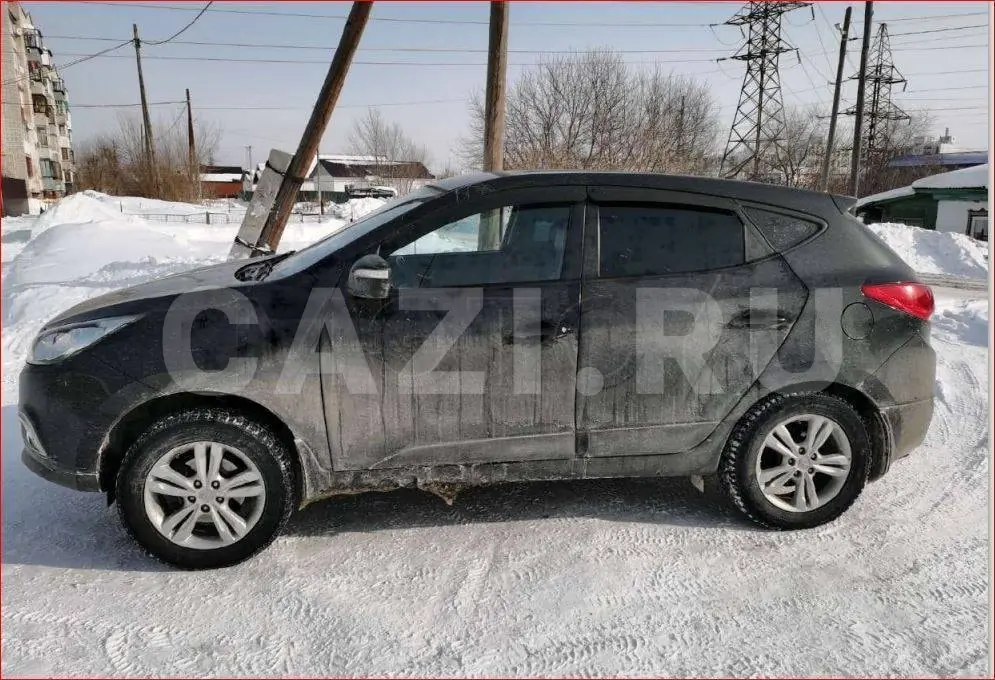 Автомобиль Hyundai ix35, 2013 год — фото 1