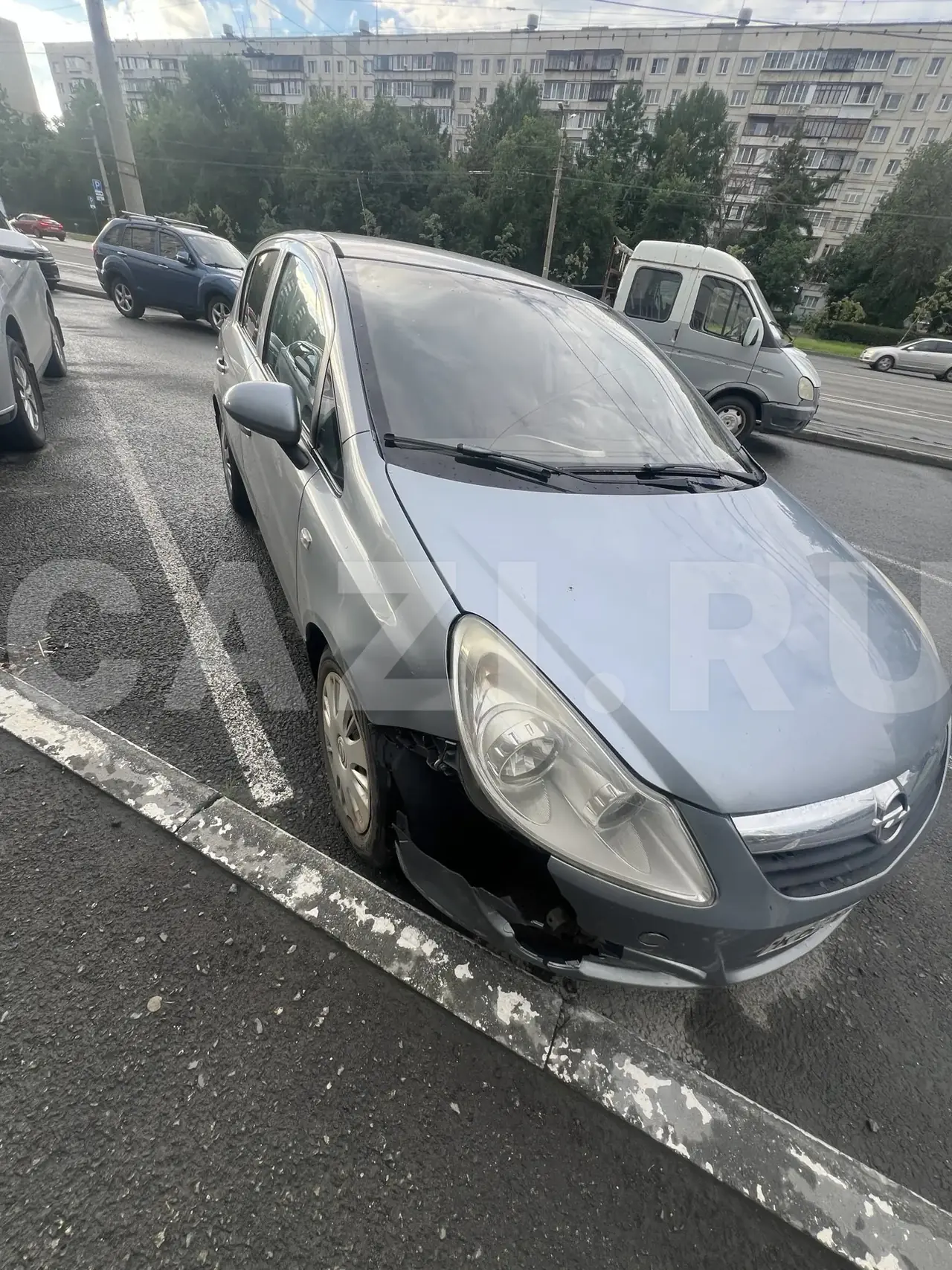 Автомобиль Opel Corsa, 2008 год — фото 4