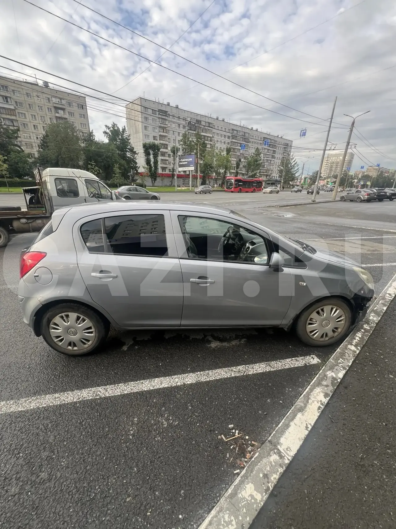 Автомобиль Opel Corsa, 2008 год — фото 5