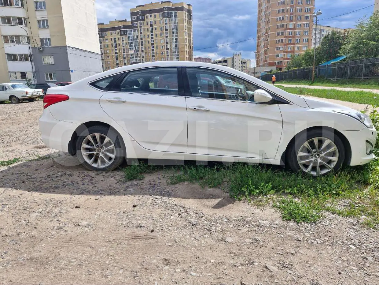 Автомобиль Hyundai I40, 2015 год — фото 7