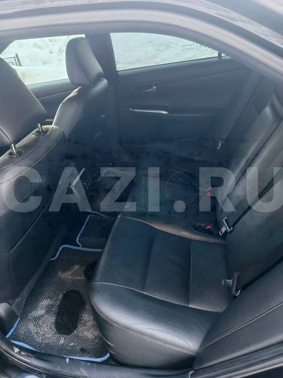 Автомобиль Toyota Camry, 2016 год — фото 7