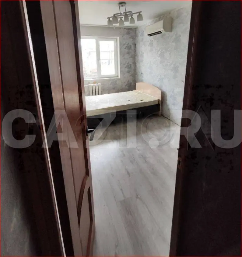 Квартира (3 комнаты), 42 м² — фото 9