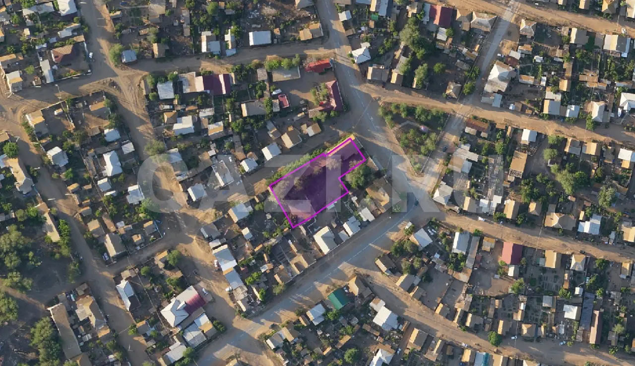 Здания 590 м² + Участок 1 644 м² — фото 10