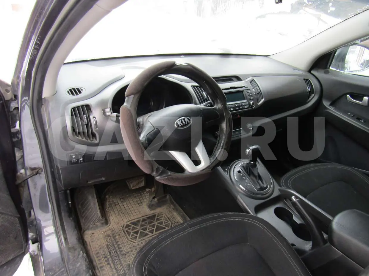 Автомобиль Kia Sportage, 2013 год — фото 23
