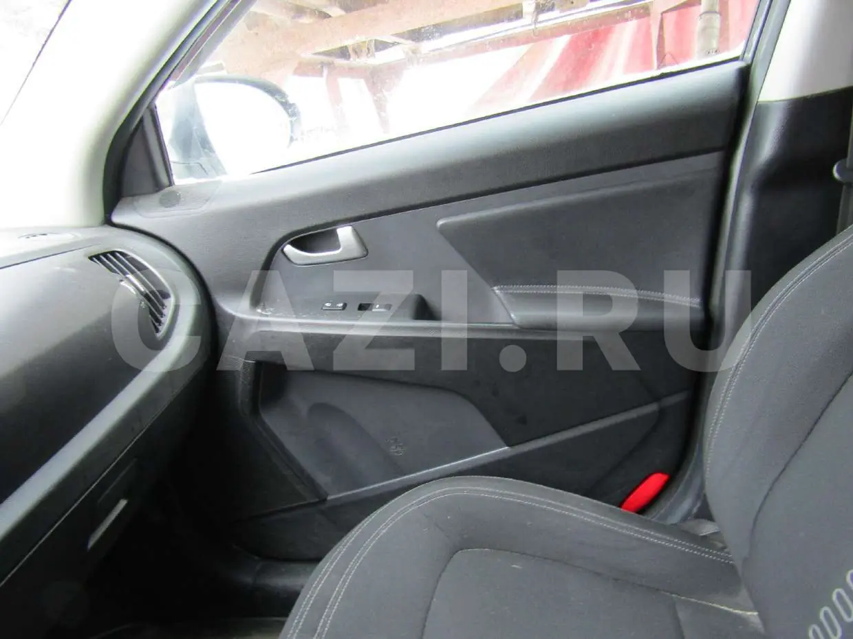 Автомобиль Kia Sportage, 2013 год — фото 24