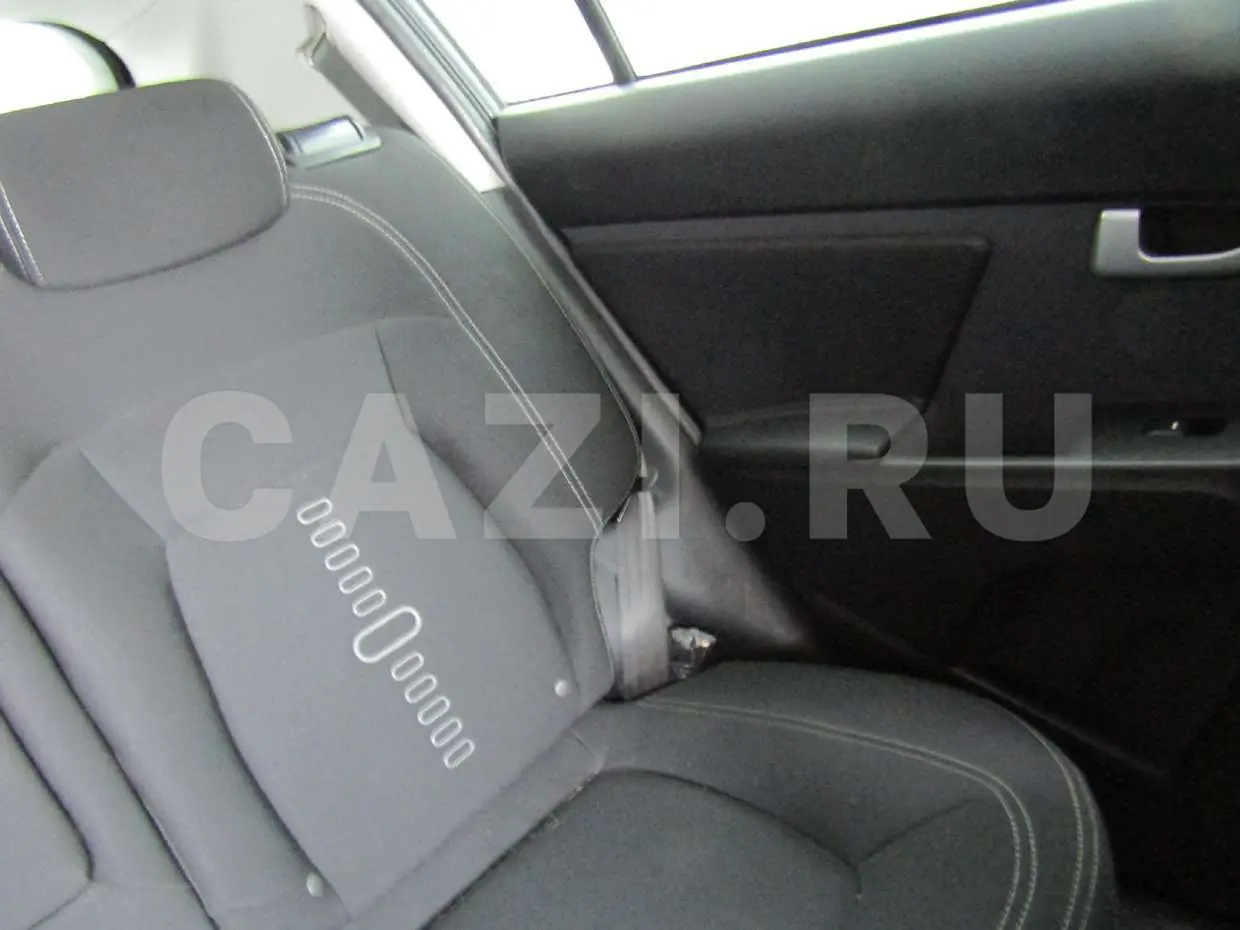 Автомобиль Kia Sportage, 2013 год — фото 26