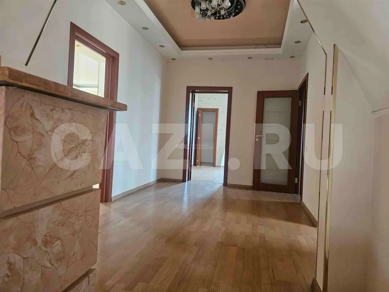 Жилой дом 558 м² + Гараж 45 м² + Участок 1 113 м² — фото 11