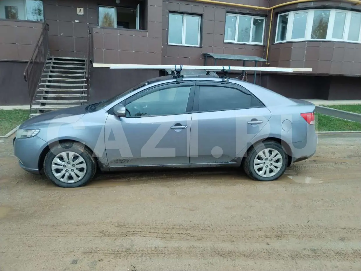 Автомобиль KIA Cerato, 2009 год — фото 4
