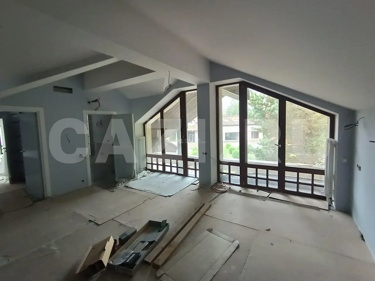 Жилой дом 709 м² + Жилой дом 548 м² + Хозяйственное строение 1 106 м² + Баня 49 м² + Участок 10 169 м² — фото 19