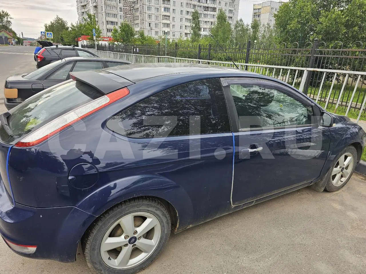 Автомобиль Ford Focus, 2009 год — фото 10