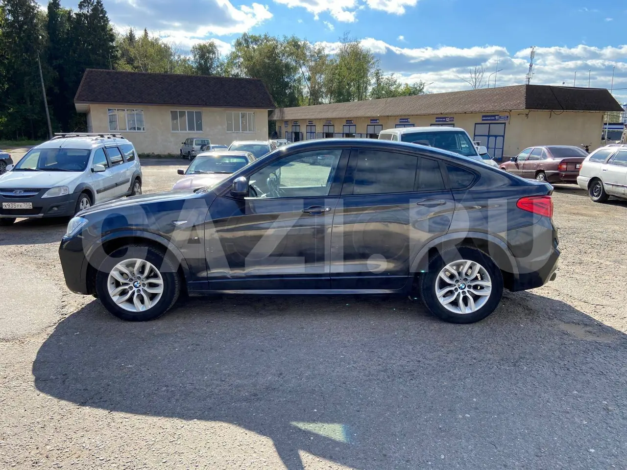 Автомобиль BMW X4, 2016 год — фото 1