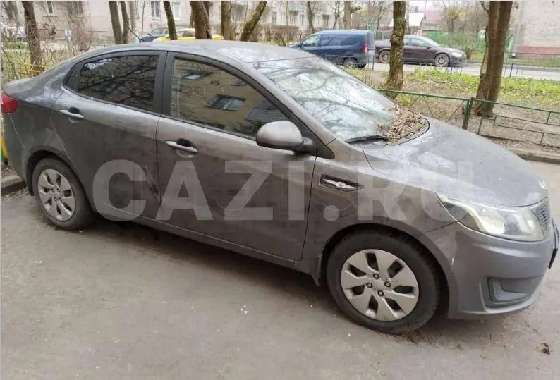 Автомобиль Kia Rio, 2012 год — фото 6