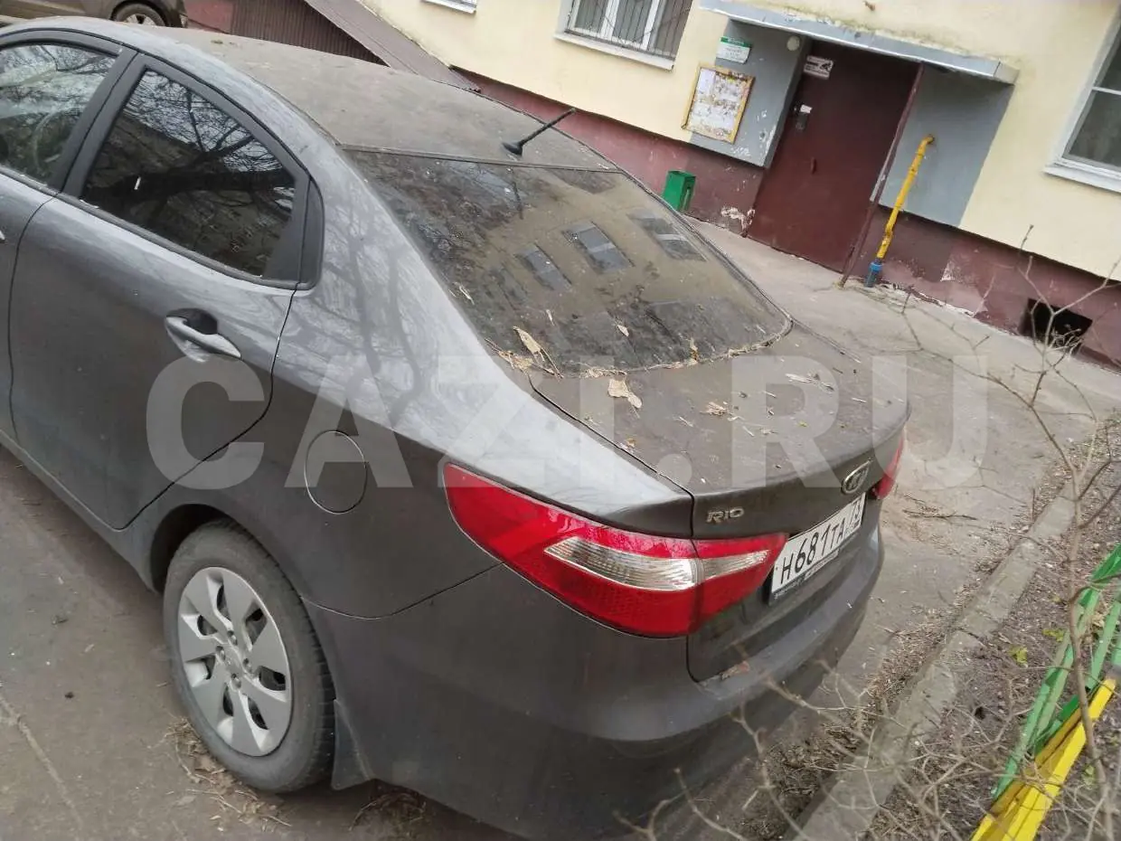 Автомобиль Kia Rio, 2012 год — фото 7