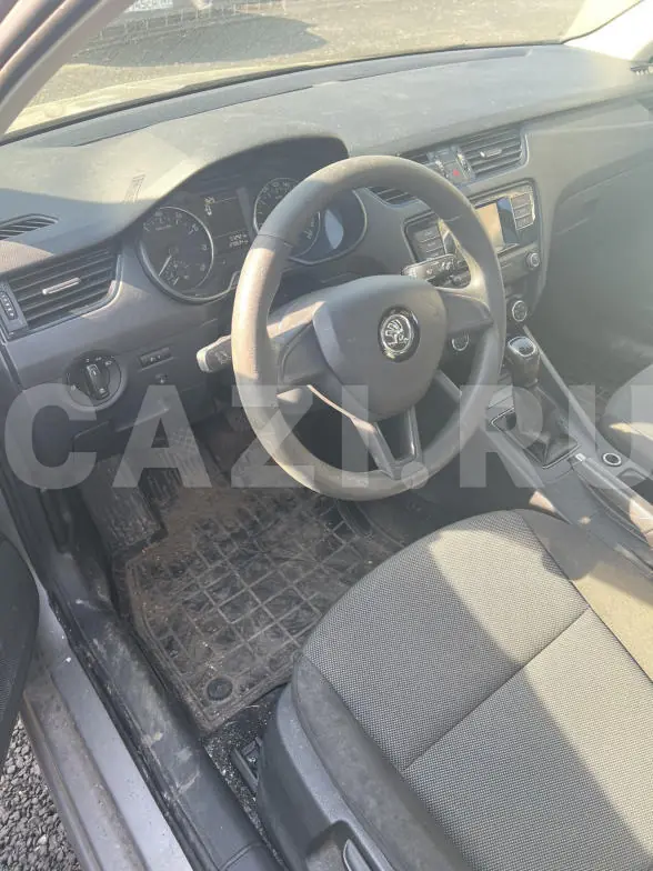 Автомобиль Skoda Octavia, 2016 год — фото 23